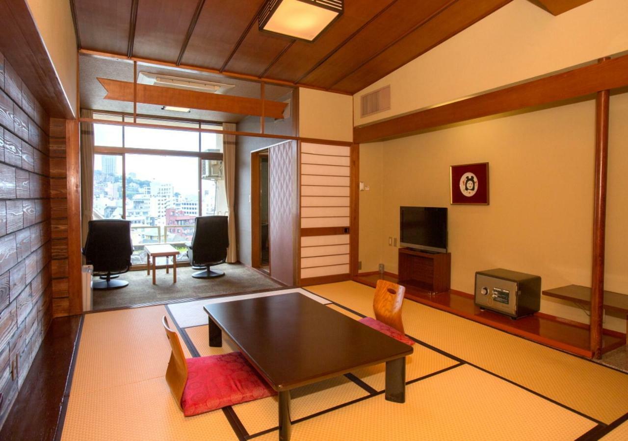 Atami Kinjokan Extérieur photo